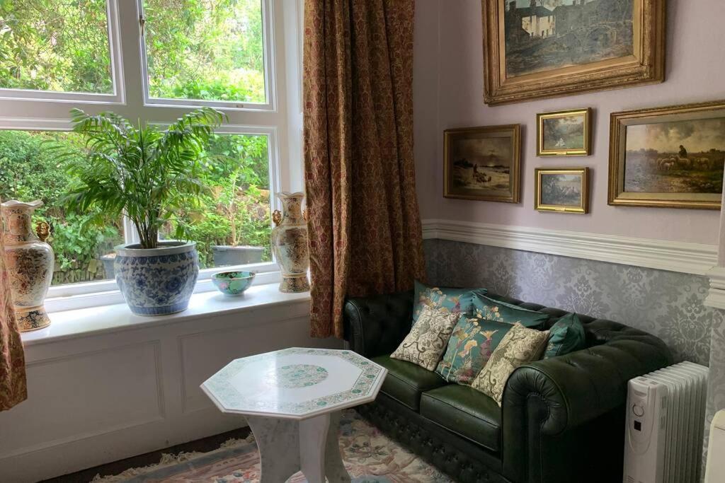 Luxurious Apartment In Historic Mansion - Sleeps 7 Ladock Exterior foto